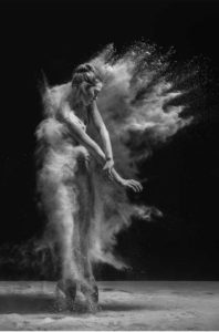 Actuación de Patricia Doménech Escuela de danza en el Teatro Egaleo