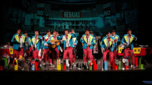 Espectáculo chirigotero en el Teatro