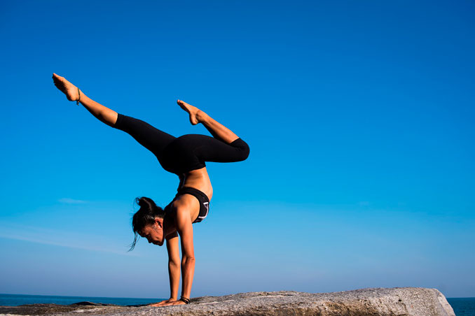 Hatha Yoga: Actividades deportivas Yoga Aquí y Ahora