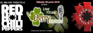 Madrifornication en concierto en el Derry tributo a Red Hot Chili Peppers
