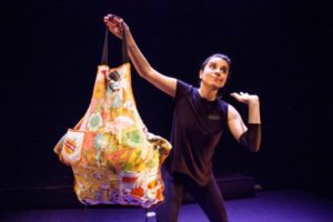 EN EL TEATRO RIGOBERTA "LACURA"