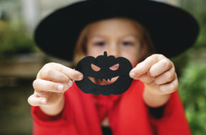 manualidades halloween niños niñas pequeños juegos actividades leganes