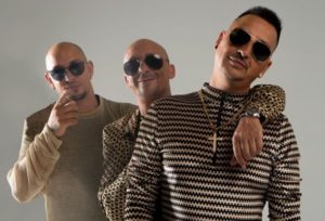 Firma de discos de Los Yakis parquesur leganes