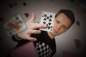 magia con-Miguel-Ajo-Teatro-Rey-de-Pikas-Leganés