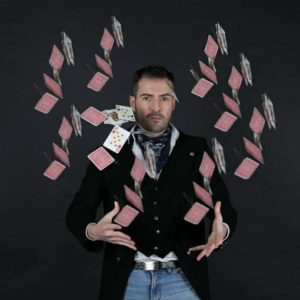 Magia y humor con Aildo Vidal